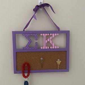 Sigma Kappa Corkboard